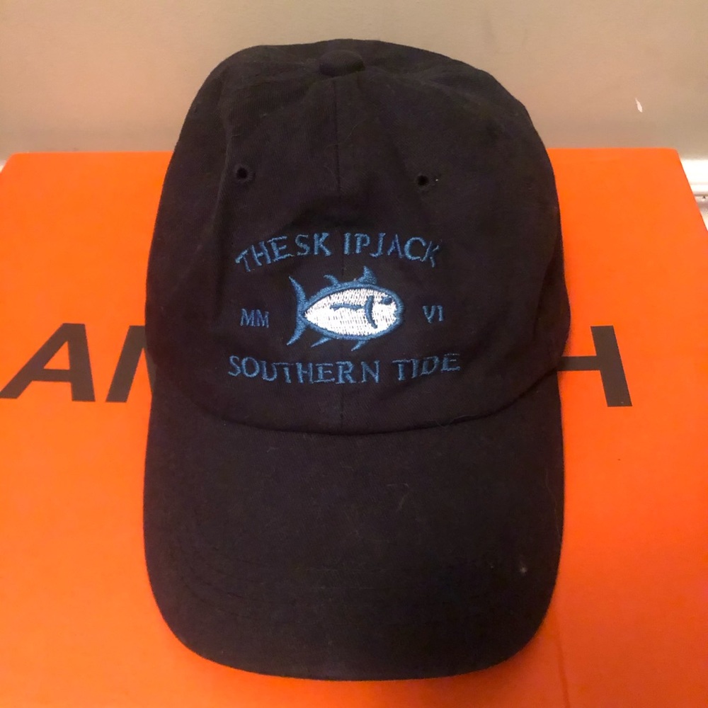 Black hat